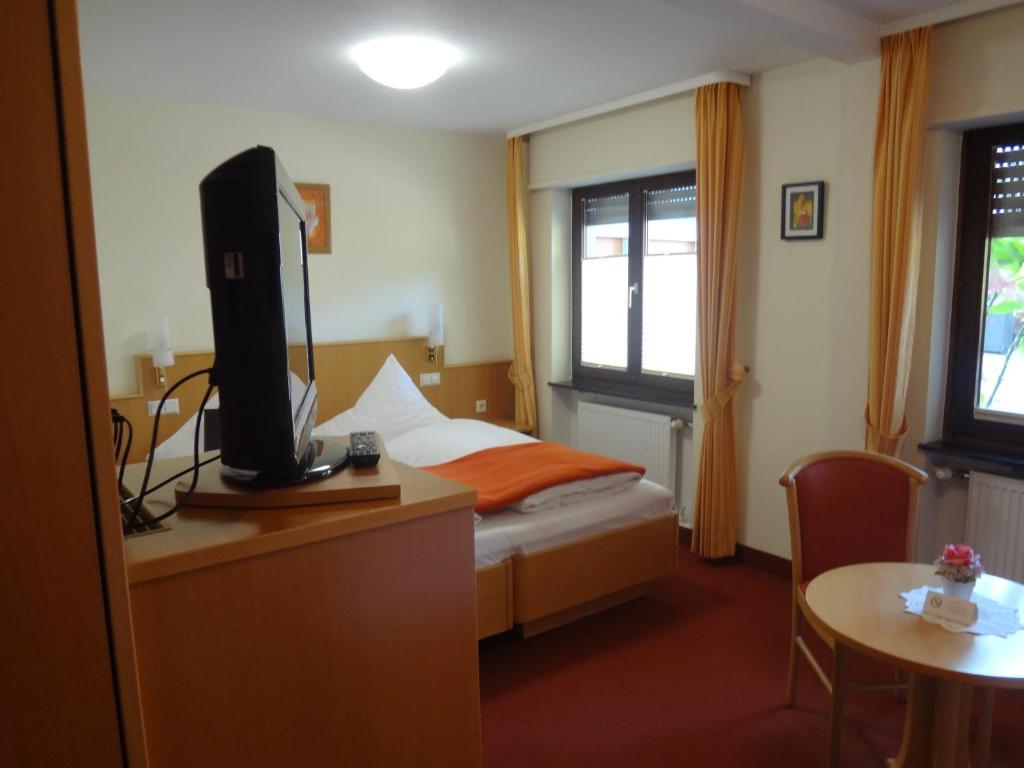 Hotel Rose Heidelberg Inklusive Fruehstueck & Saunanutzung Rom bilde